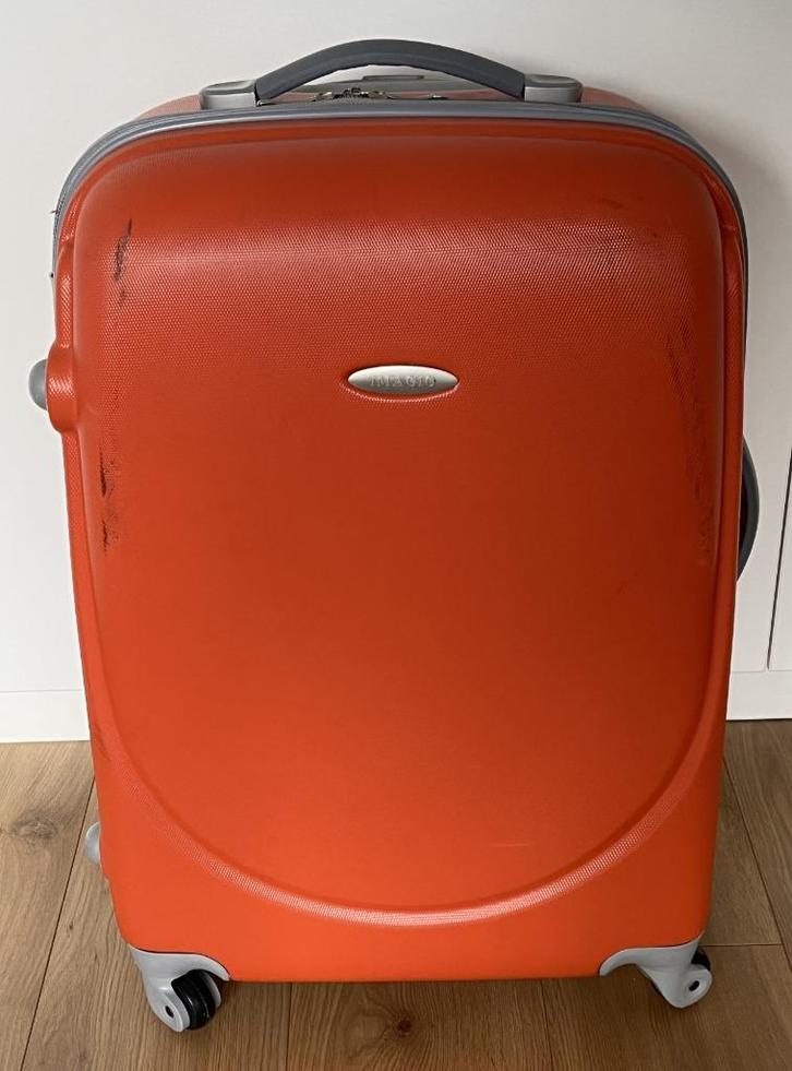 Koffer - Middelmaat - Oranje + wieltjes+uittrekbaar hengsel, Sieraden, Tassen en Uiterlijk, Koffers, Gebruikt, Hard kunststof