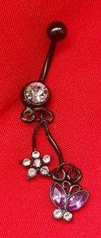 Navelpiercing zwart nepkristal bloem vlinder bedel piercing, Navelpiercing, Gebruikt, Staal, Verzenden