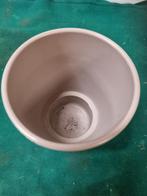 bloempot grijs taupe, Ophalen of Verzenden, 'T Olde Gre-j, Info@toldegrej.nl, Endepoelstraat 20f Didam
