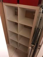 Witte Ikea blokkenkast met 2 rode deurtjes, Gebruikt, Ophalen of Verzenden, Minder dan 150 cm, Minder dan 100 cm