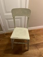 Vintage houten stoel met houtbewerking, Ophalen, Gebruikt, Overige kleuren, Eén