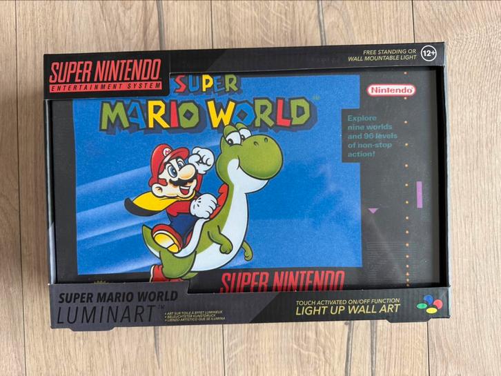 Super Nintendo SNES Super Mario World Luminart lamp nieuw, Spelcomputers en Games, Spelcomputers | Nintendo Consoles | Accessoires