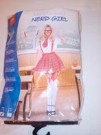 Carnavals kleding zie netjes uit nerd girl, Kleding | Dames, Ophalen, Nieuw