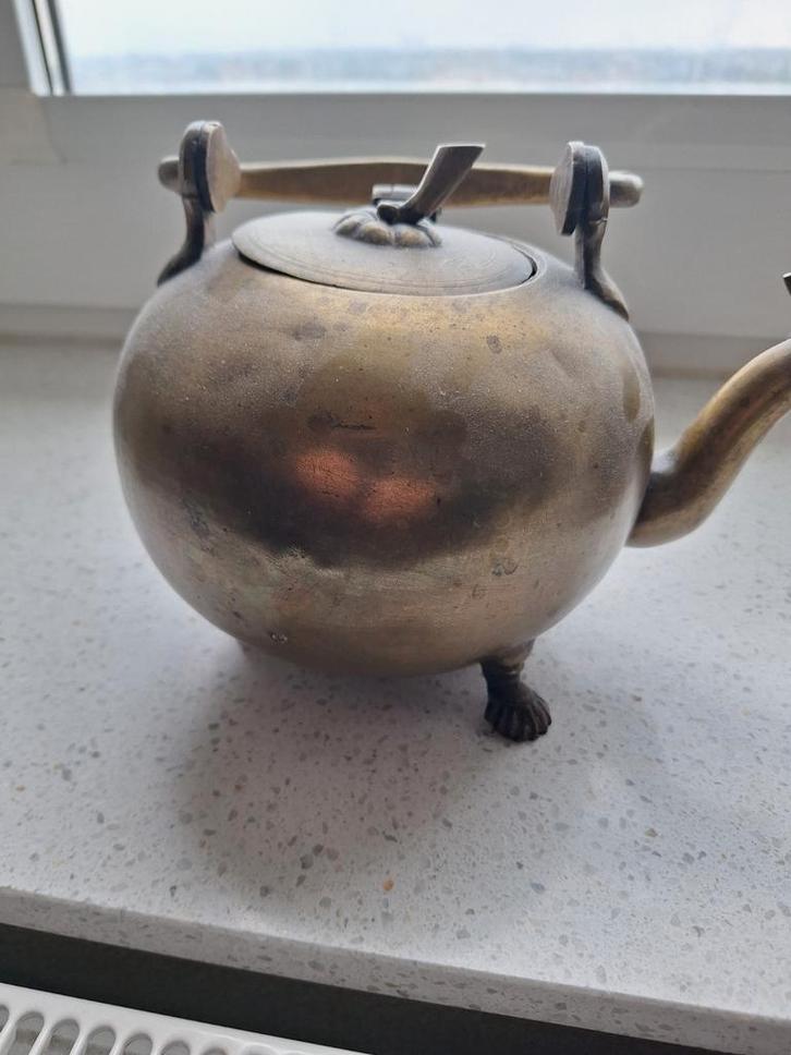 Antieke bronzen theepot, Antiek en Kunst, Antiek | Koper en Brons, Brons, Ophalen of Verzenden