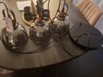 Moderne hanglamp met 3 glazen kappen  *Nieuw*, Huis en Inrichting, Lampen | Hanglampen, Ophalen, Zo goed als nieuw, Glas, Modern