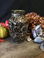 Vaasje bewerkr keramiek West Germany Hoogte 15 cm, Antiek en Kunst, Antiek | Keramiek en Aardewerk, Ophalen of Verzenden