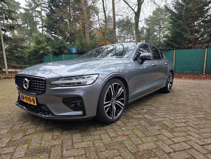 Volvo S60 T5 250pk Geartronic R design 2019 Grijs, Auto's, Volvo, Particulier, S60, ABS, Achteruitrijcamera, Adaptive Cruise Control