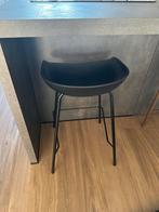 2 Mooie Zwarte Barkrukken, Huis en Inrichting, Barkrukken, Ophalen, Kunststof, Met voetsteun, 60 tot 90 cm