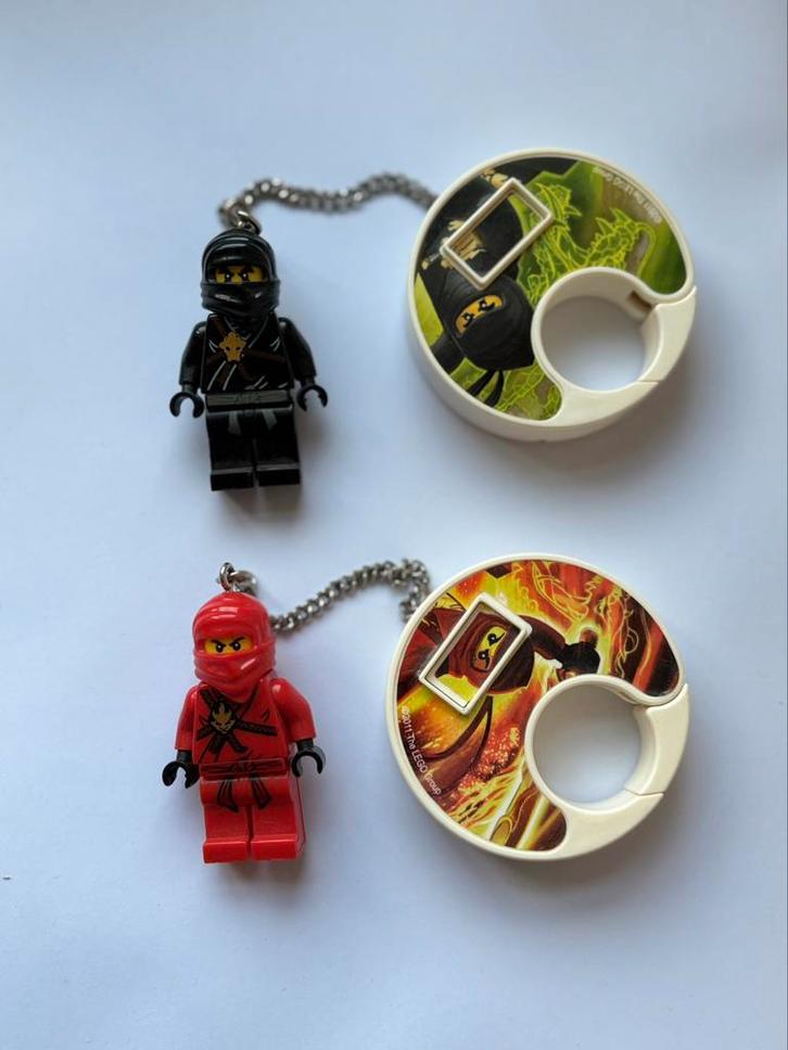Lego ninjago kai en cole sleutelhangers met geluid, Kinderen en Baby's, Speelgoed | Duplo en Lego, Zo goed als nieuw, Ophalen of Verzenden