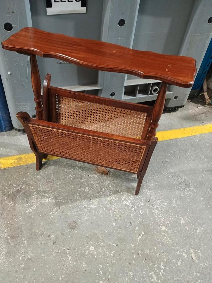 Vintage webbing lectuurbak, Huis en Inrichting, Woonaccessoires | Krantenbakken en Lectuurbakken, Gebruikt, Ophalen