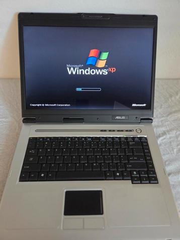 Retro Gaming Laptop beschikbaar voor biedingen