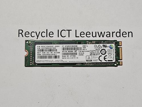 Samsung 256gb m.2 ssd strip, Computers en Software, Harde schijven, Gebruikt, Laptop, Intern, SSD, Ophalen of Verzenden