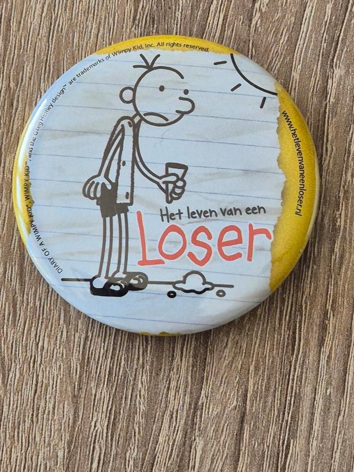 Button Het leven van een Loser, Verzamelen, Speldjes, Pins en Buttons, Gebruikt, Button, Figuurtje, Verzenden