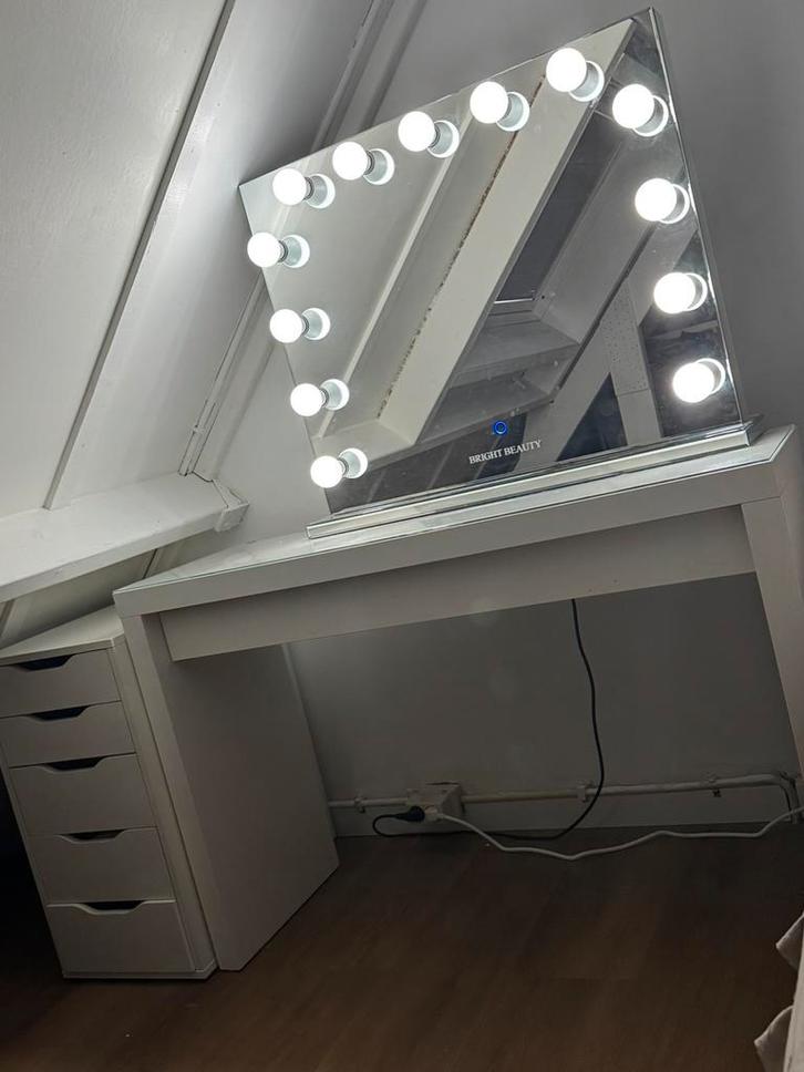 ikea make up tafel + spiegel  + ikea ladekast zgan, Huis en Inrichting, Tafels | Kaptafels, Zo goed als nieuw, Minder dan 100 cm