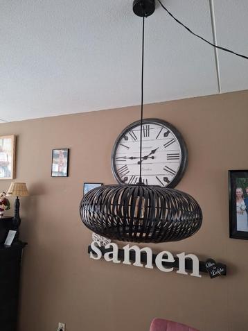 Gave hanglamp beschikbaar voor biedingen