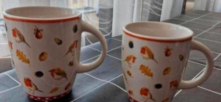 Twee Bekers Theo met Roodborstjes opdrukken, Huis en Inrichting, Keuken | Servies, Zo goed als nieuw, Kop(pen) en/of Schotel(s)