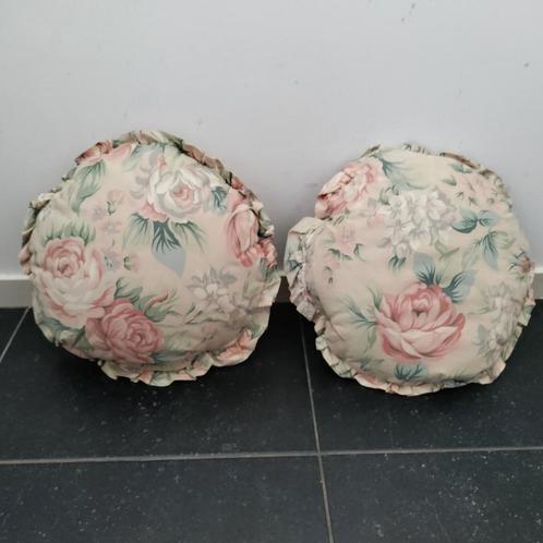 Kussens,stoel,bank,RETRO,rond,bloem,doorsnede 40 cm,stof, Huis en Inrichting, Woonaccessoires | Kussens, Zo goed als nieuw, Overige kleuren