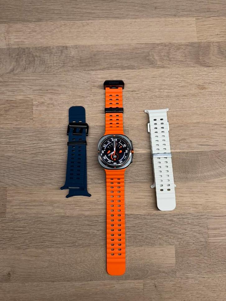 Samsung Galaxy Watch Ultra + extra bandjes, Sieraden, Tassen en Uiterlijk, Smartwatches, Zo goed als nieuw, Android, Wit, Waterdicht
