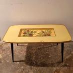 Vintage salontafel met relief uit jaren 50, Ophalen, Gebruikt, Rechthoekig, 75 cm of meer