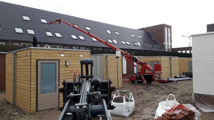 hoeflon c10 compact kraan|spinkraan|minikraan te koop, Zakelijke goederen, Machines en Bouw | Kranen en Graafmachines, Hijswerktuig