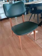 Jaren 50/60 vintage groene stoel. Skai met hout retro, Huis en Inrichting, Stoelen, Gebruikt, Eén, Hout, Ophalen