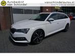 Skoda Superb Combi 1.4 TSI iV DSG STYLE 157 PK - 19 INCH LMV, Stof, Gebruikt, Zwart, 4 cilinders