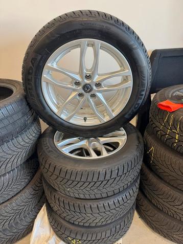 Orginele renault velgen 17 inc en bijna nieuwe winterbanden beschikbaar voor biedingen