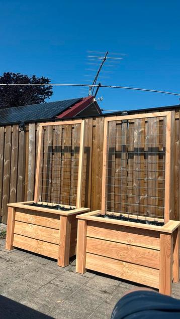 Douglas plantbak met klimoprek - 100x50x180 beschikbaar voor biedingen