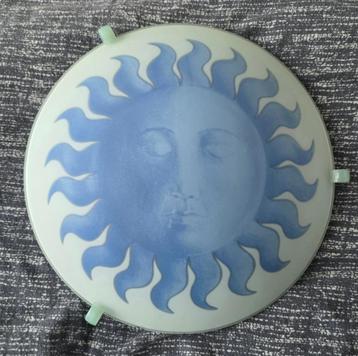 Plafondlamp met blauwe zon. Op te halen in Oss beschikbaar voor biedingen