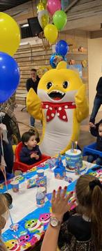 Babyshark en Pinkfong mascotte te huur of langs laten komen, Ophalen of Verzenden