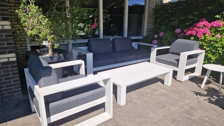 Exclusieve Design Loungeset wit met dikke kussens, Tuin en Terras, Tuinsets en Loungesets, Zo goed als nieuw, Loungeset, Aluminium