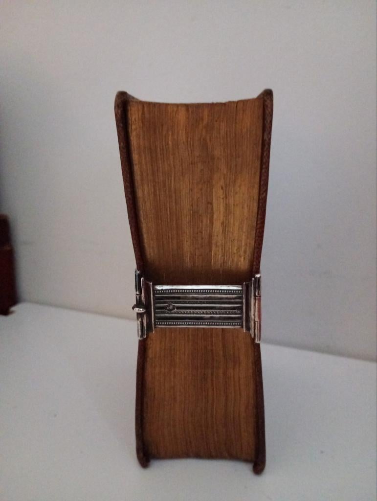 Bijbel met Zilveren Empire Slot 1836, Antiek en Kunst, Antiek | Goud en Zilver, Ophalen of Verzenden, Zilver