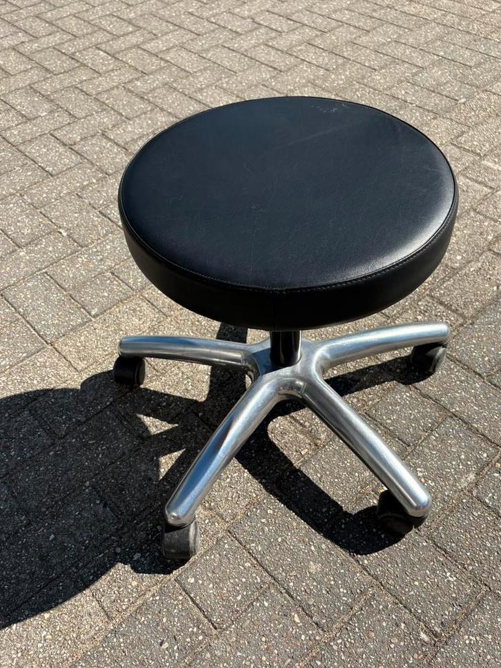 Taboeret/kruk op wielen, Huis en Inrichting, Krukjes, Zo goed als nieuw, Overige materialen, In hoogte verstelbaar, Ophalen