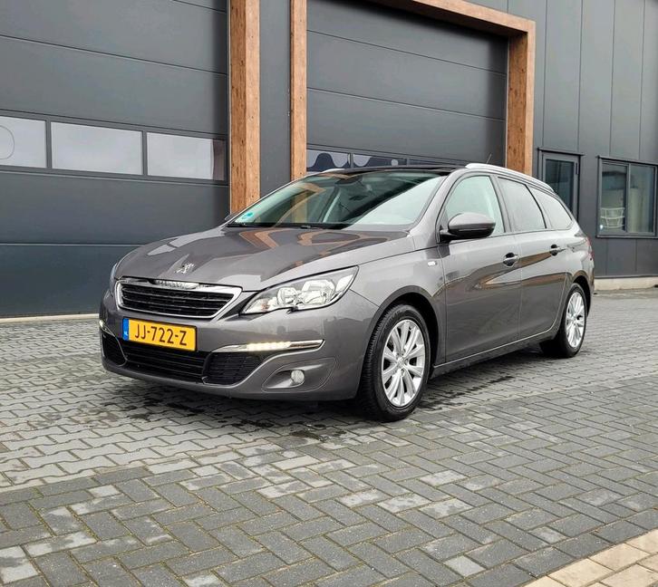 Peugeot 308 1.2 E-thp 110PK SW 2016 (fabrieksnieuwe motor), Auto's, Peugeot, Particulier, Benzine, A, Stationwagon, Handgeschakeld