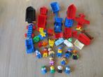 Lego Duplo : Verschillende poppetjes , voertuigen - enz., Ophalen of Verzenden, Gebruikt, Complete set, Duplo