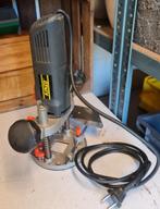 Kinzo Bovenfrees 25c44 met verschillende frezen, Ophalen of Verzenden, Gebruikt