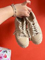 Heel lichtroze/beige platform schoenen maat 37, Kleding | Dames, Schoenen, Beige, Ophalen of Verzenden, Sneakers of Gympen, Zo goed als nieuw