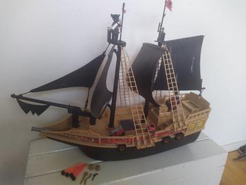 Playmobil 6678 Piraten aanvalsschip beschikbaar voor biedingen