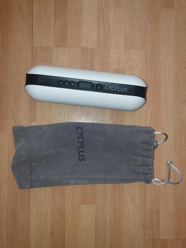 Elektrische fietspomp van Cycplus A2, Fietsen en Brommers, Fietsaccessoires | Fietspompen, Zo goed als nieuw, Ophalen of Verzenden
