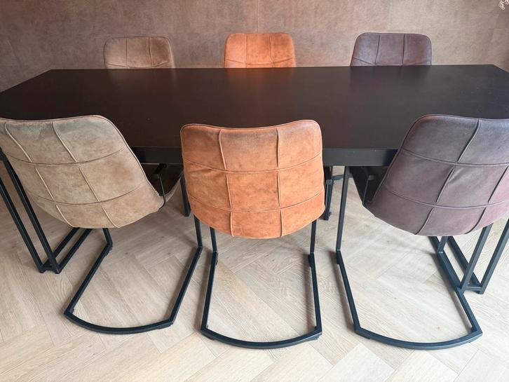 Gratis 6 microleder Eetkamerstoelen, Huis en Inrichting, Stoelen, Gebruikt, Vijf, Zes of meer stoelen, Overige kleuren, Ophalen
