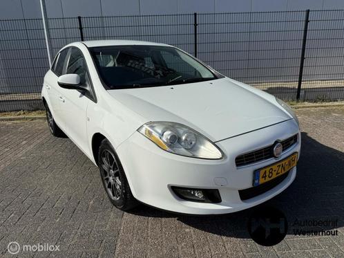Fiat Bravo 1.4 T-Jet Corporate Navi Parkeersensoren Airco, Auto's, Fiat, Bedrijf, Te koop, Bravo, ABS, Airbags, Airconditioning