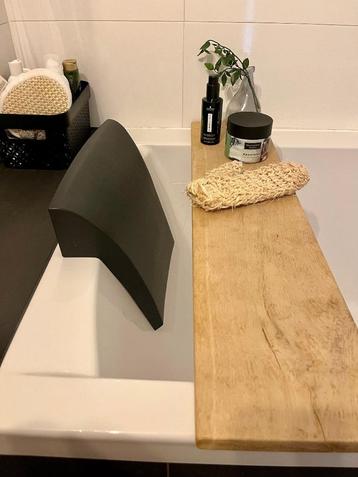 Luxe eiken badplank + comfortabel zwart badkussen beschikbaar voor biedingen