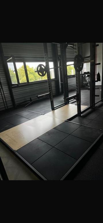Panatta weightlifting platform beschikbaar voor biedingen