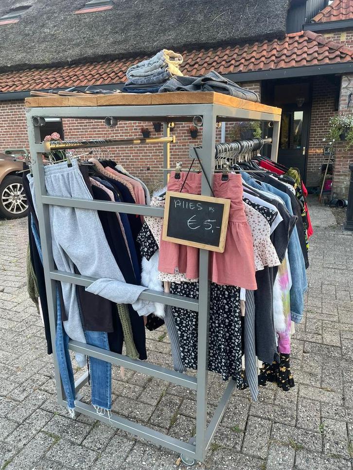Twee verrijdbare kledingrekken, Kleding | Dames, Overige Dameskleding, Zo goed als nieuw, Ophalen of Verzenden