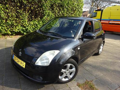 Suzuki Swift AUTOMAAT MET JAAR APK!, Auto's, Suzuki, Bedrijf, Te koop, Swift, ABS, Airbags, Airconditioning, Centrale vergrendeling