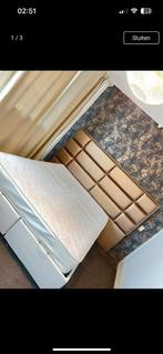 Gratis Boxspring zonder matras, Huis en Inrichting, Ophalen, Gebruikt, Overige kleuren, Tweepersoons