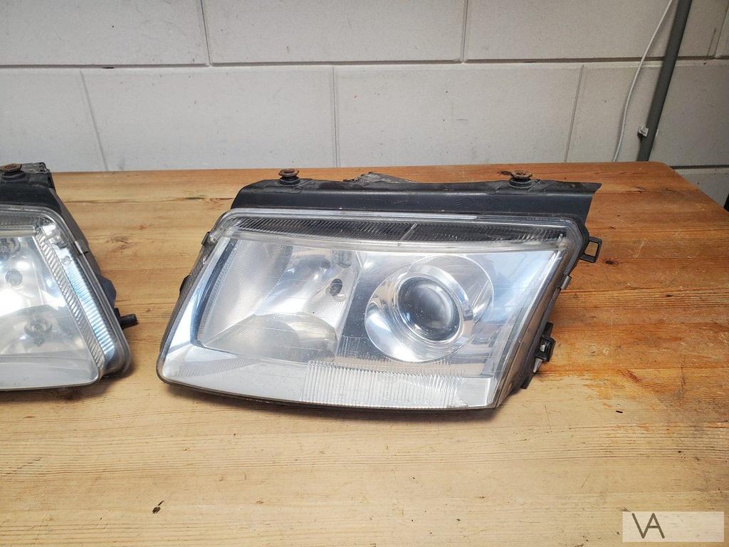 VW Volkswagen Passat 1995 - 2000 xenon koplamp links rechts, Ophalen of Verzenden, Gebruikt, Volkswagen