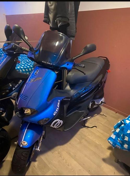 𝚆𝚊𝚊𝚛𝚍𝚎𝚙𝚎𝚒𝚕𝚒𝚗𝚐 Gillera Runner 50cc DD 1984Km, Fietsen en Brommers, Scooters | Piaggio, Zo goed als nieuw, Overige modellen