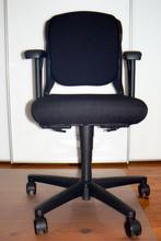 ARBO-ergonomische bureaustoel- merk Ahrend, Ophalen, Zwart, Zo goed als nieuw, Bureaustoel