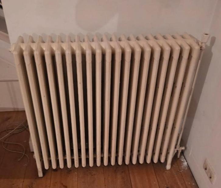 Gietijzeren radiatoren, Doe-het-zelf en Verbouw, Verwarming en Radiatoren, Gebruikt, Radiator, 30 tot 80 cm, 60 tot 150 cm, Ophalen